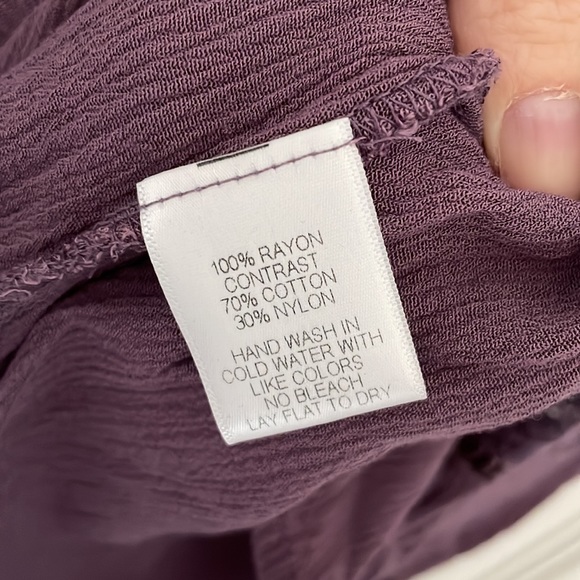 Harlowe & Graham Lace Detail Split Neck Blouse - Picture 3 of 4